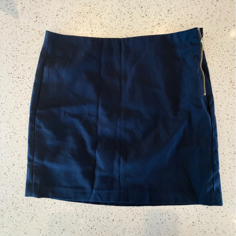 Tommy Hilfiger Dark Blue Mini Skirt with Side Zip Size 6